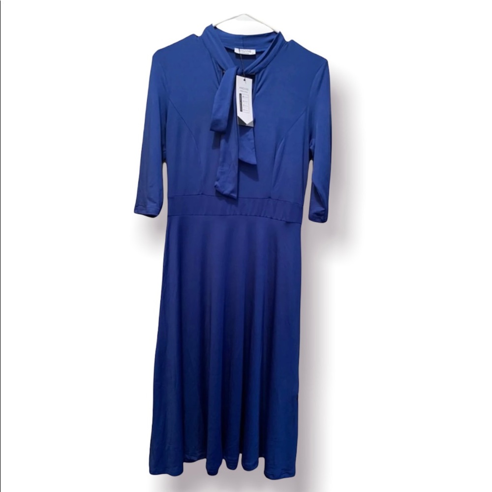BLUE LONGSLEEVE DRESS SIZE MEDIUM
